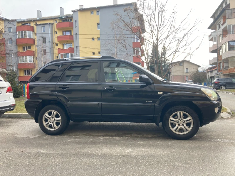 Kia Sportage, снимка 4 - Автомобили и джипове - 53537251