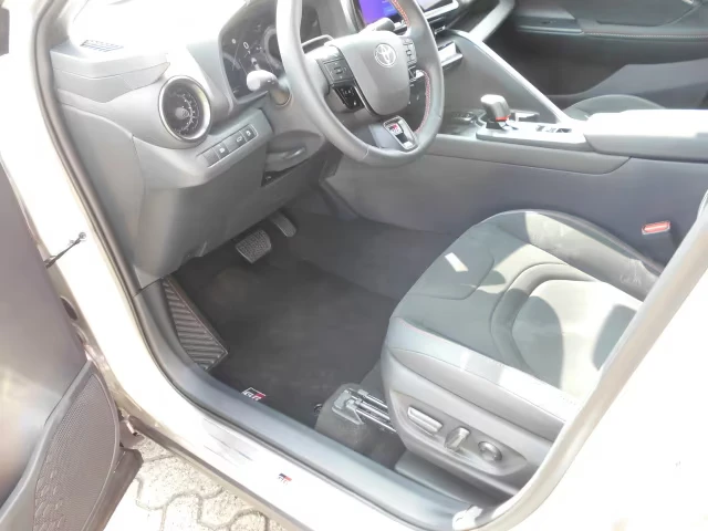 Toyota C-HR 2.0 HEV/197HP/GR/CAM/NAVI/142h, снимка 7 - Автомобили и джипове - 53596805