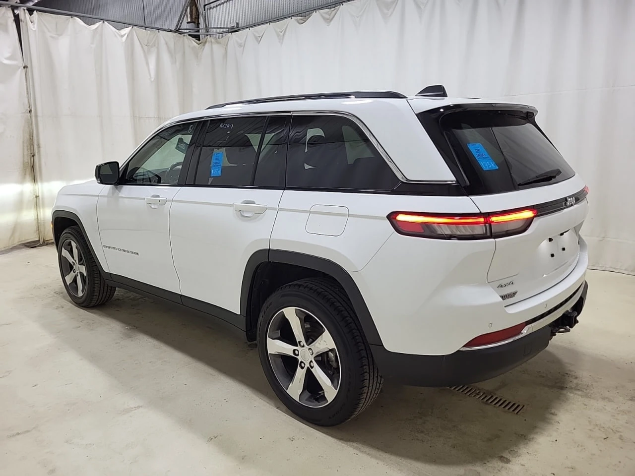 Jeep Grand cherokee 2022 LIMITED * АВТО КРЕДИТ*  - изображение 6