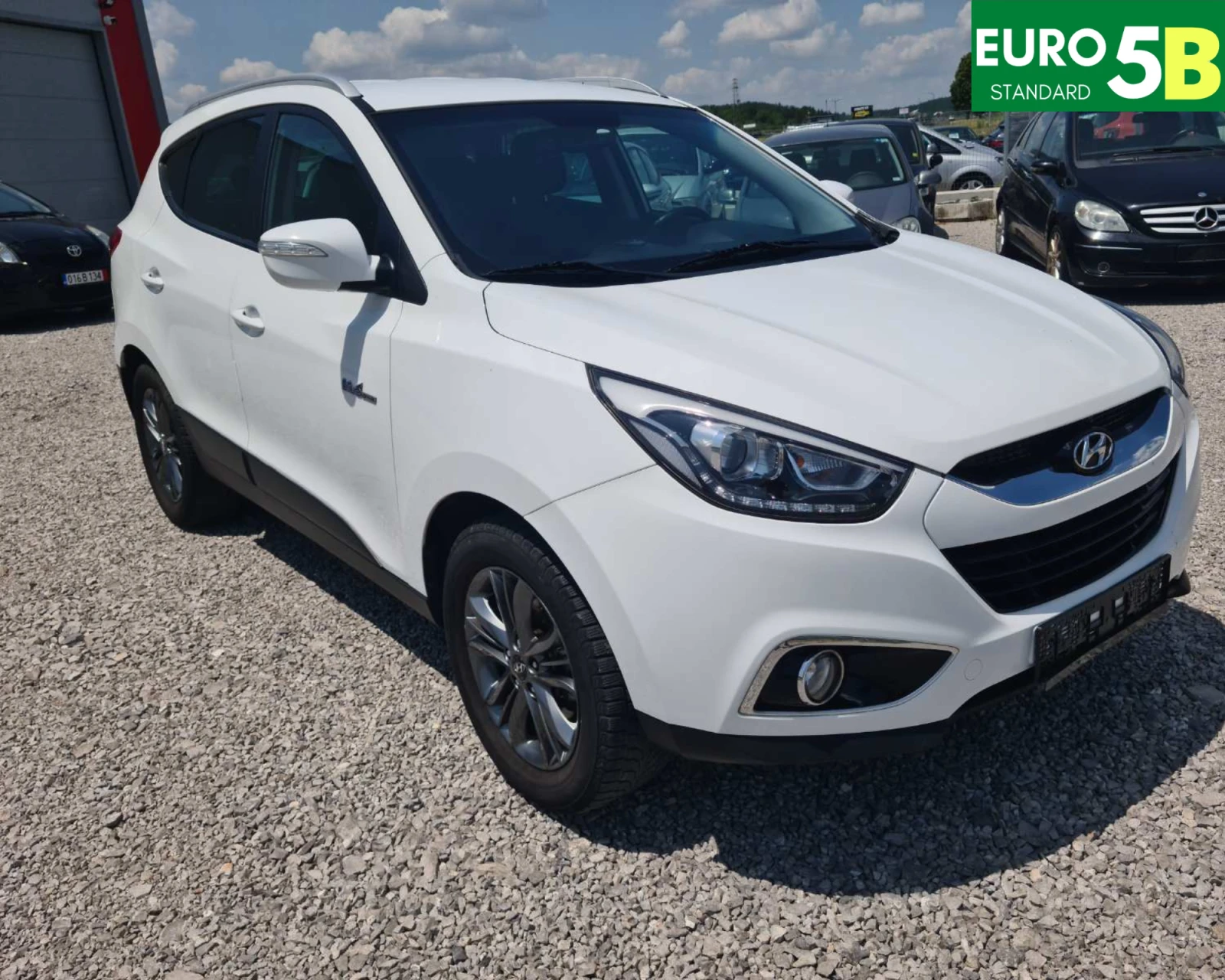 Hyundai IX35 1.7crdi-face lift-6 скорости-Евро 5 - изображение 9