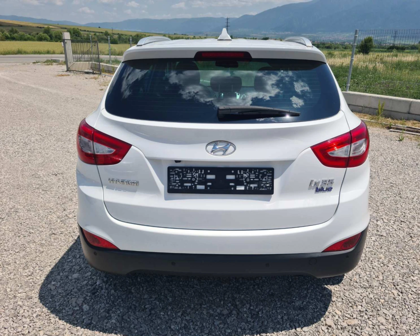 Hyundai IX35 1.7crdi-face lift-6 скорости-Евро 5 - изображение 6