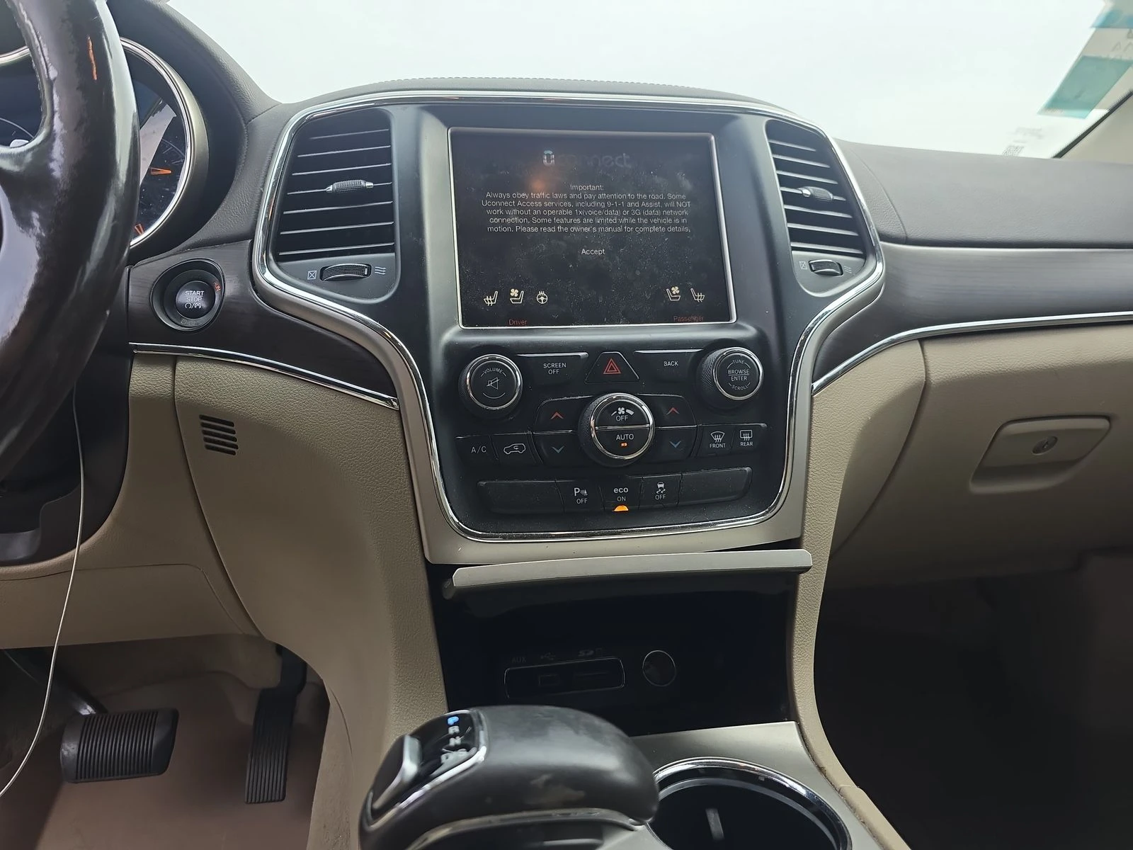 Jeep Grand cherokee Overland* 8ZF* 4x4* Keyless* Подгрев* Обдух* Пано* - изображение 6