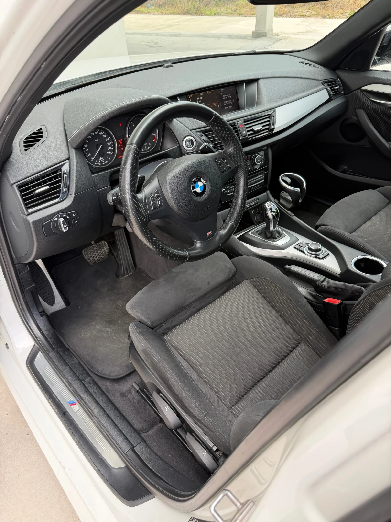 BMW X1 20d xDrive M pack, снимка 4 - Автомобили и джипове - 54944267