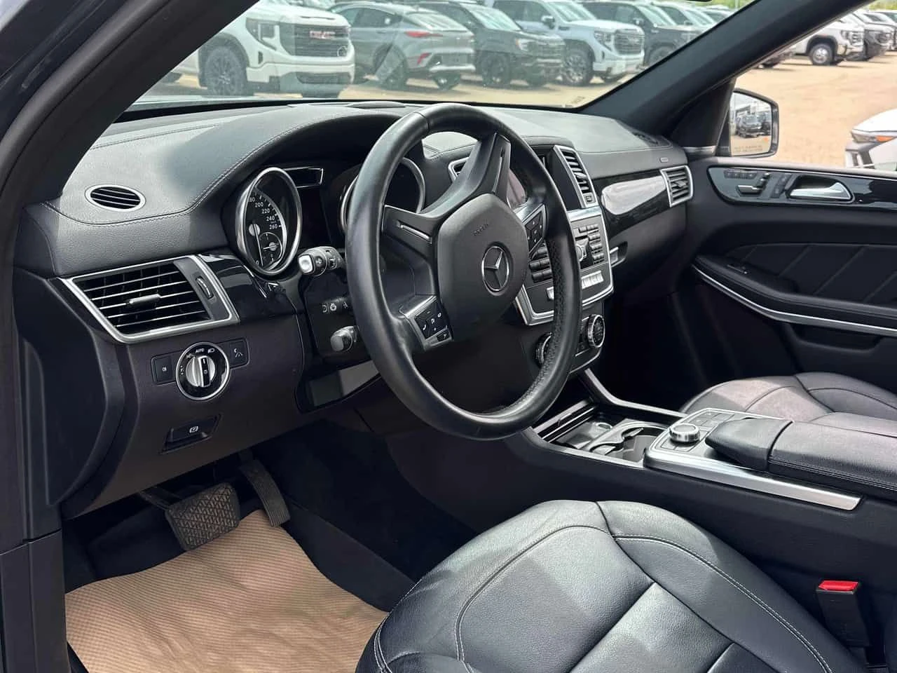 Mercedes-Benz GL 350 4MATIC * AMG PACK* 360 КАМЕРА* ПАНОРАМА* , снимка 7 - Автомобили и джипове - 55569428