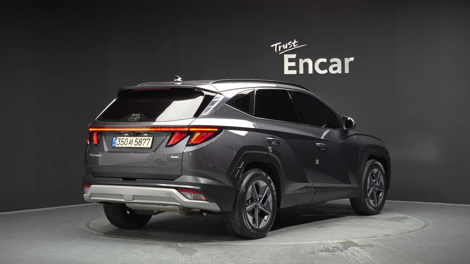 Hyundai Tucson 1.6 T-GDI 4WD INSPIRATION, снимка 2 - Автомобили и джипове - 55625215