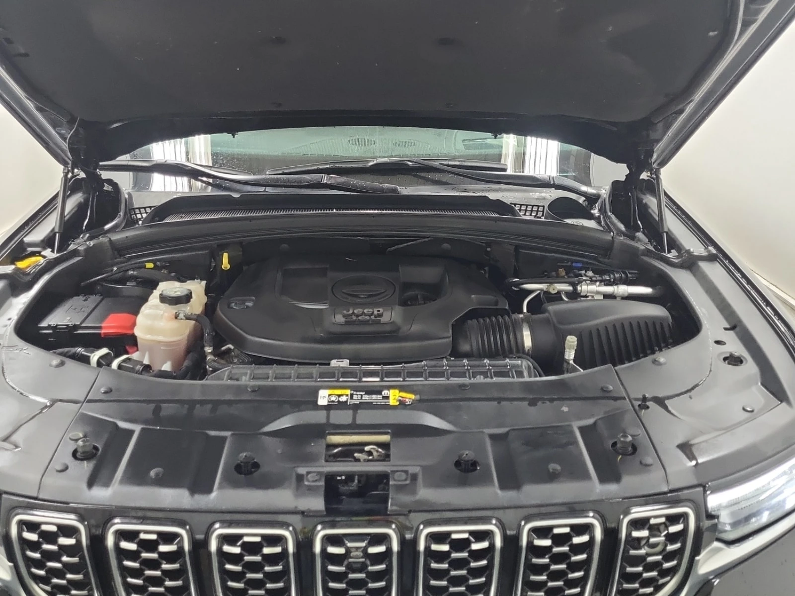 Jeep Grand cherokee * SUMMIT RESERVE * CARFAX * Един собственик * , снимка 16 - Автомобили и джипове - 56159616