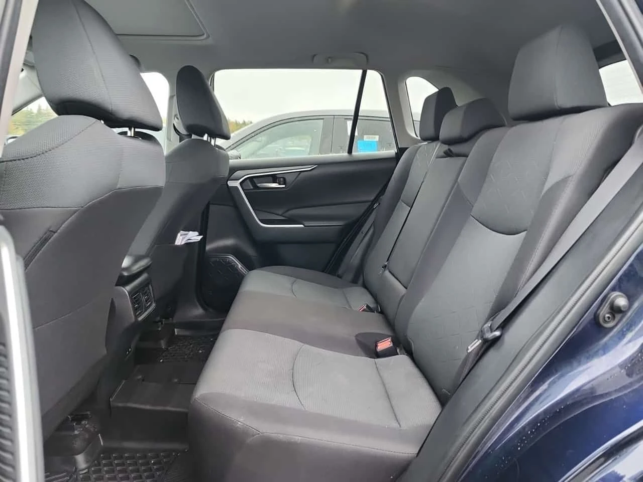 Toyota Rav4 * Awd Xle * CARFAX * ��������� * CARPLAY * ������� | Mobile.bg � ����������� 11