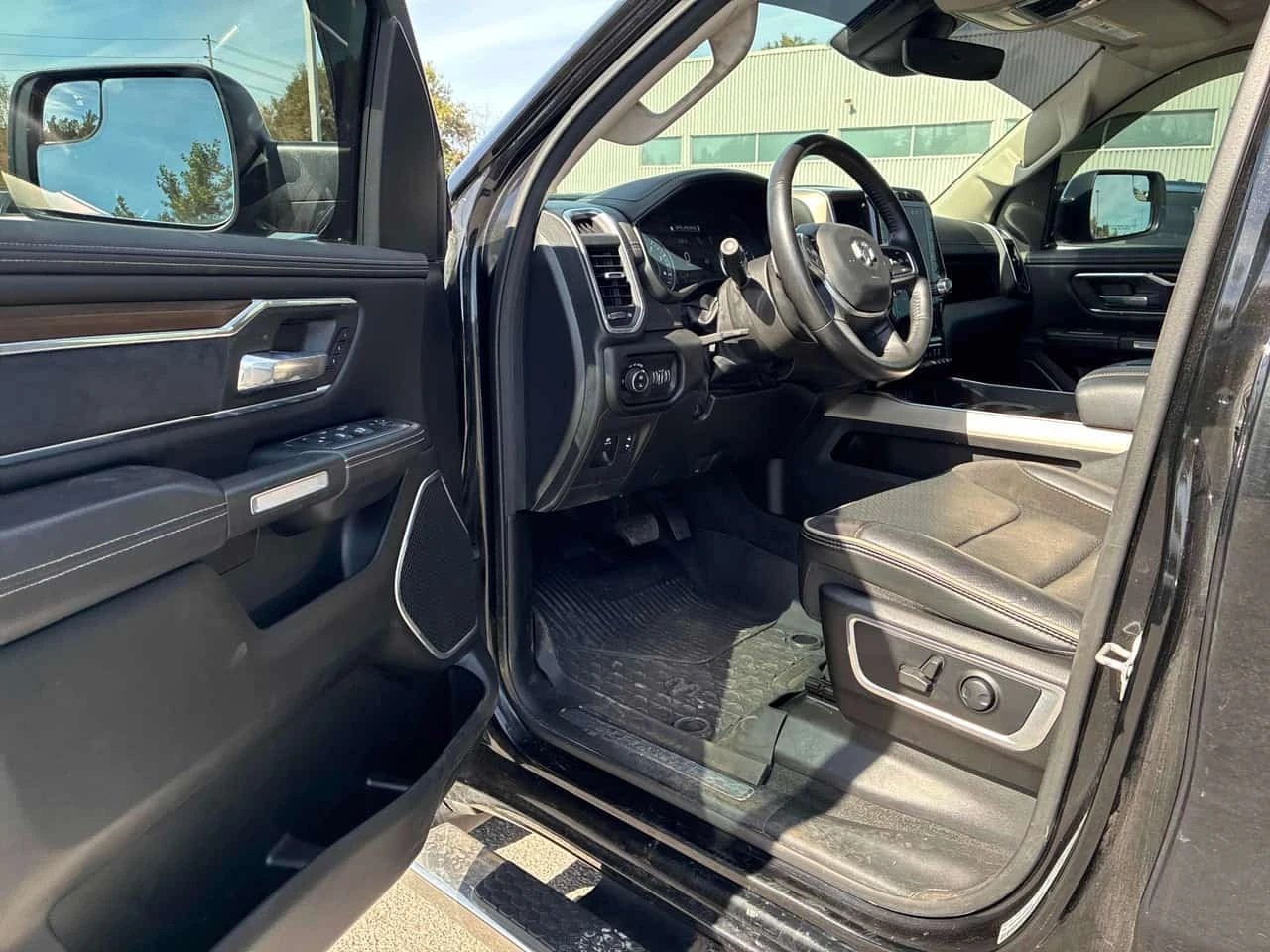 Dodge RAM 1500 * Laramie * CARFAX * ����������* K��� �� ������ | Mobile.bg � ����������� 5