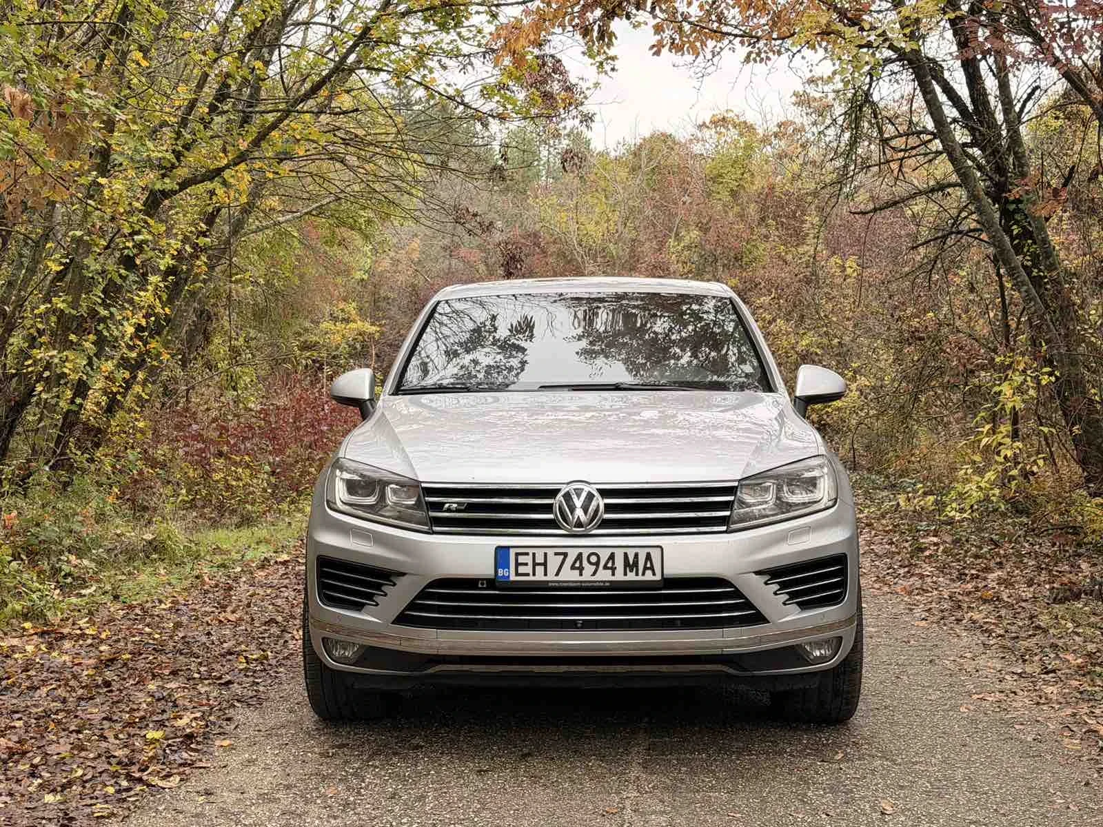 VW Touareg R-line, снимка 2 - Автомобили и джипове - 56747493
