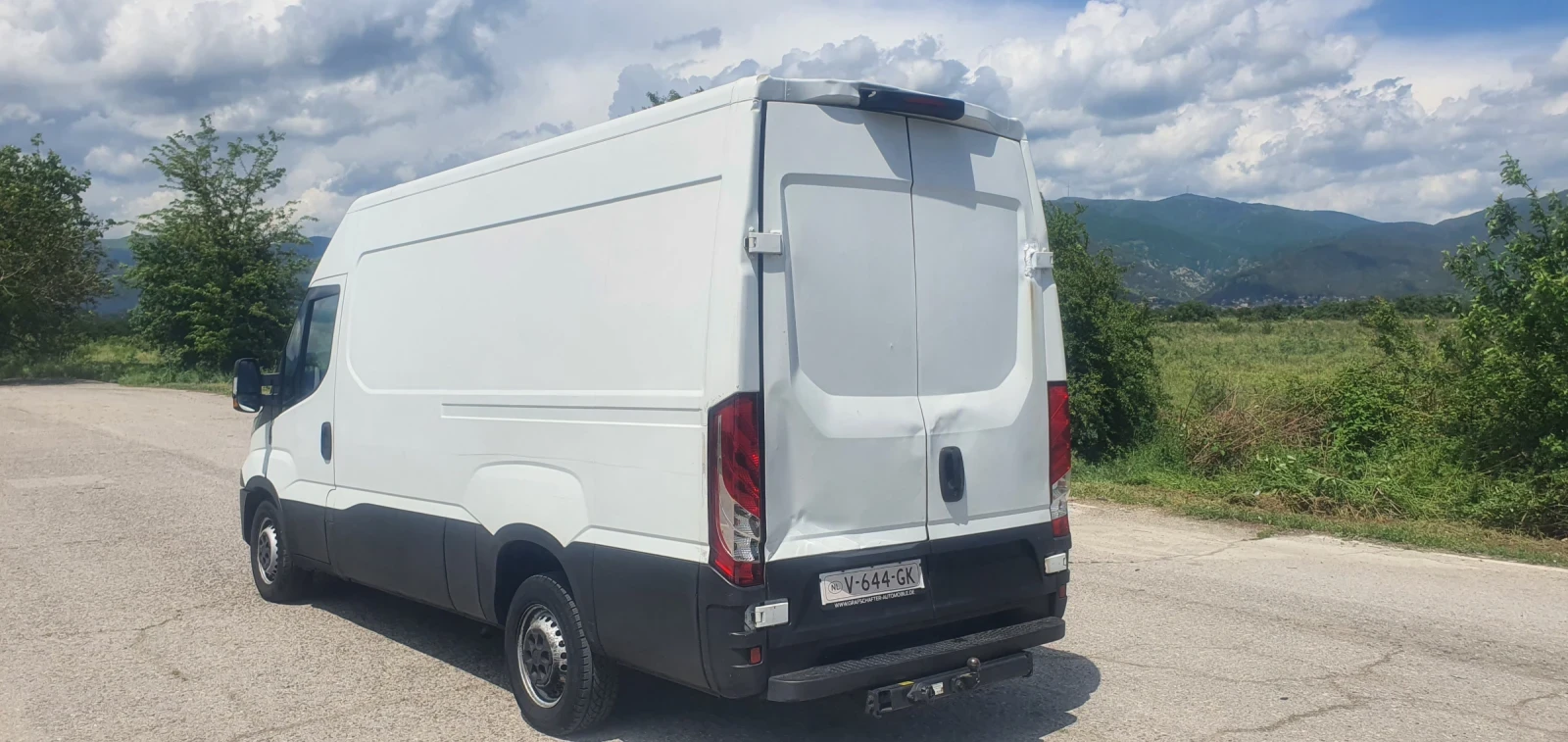 Iveco Daily * 2.3* Климатик* Хладилник*  - изображение 7
