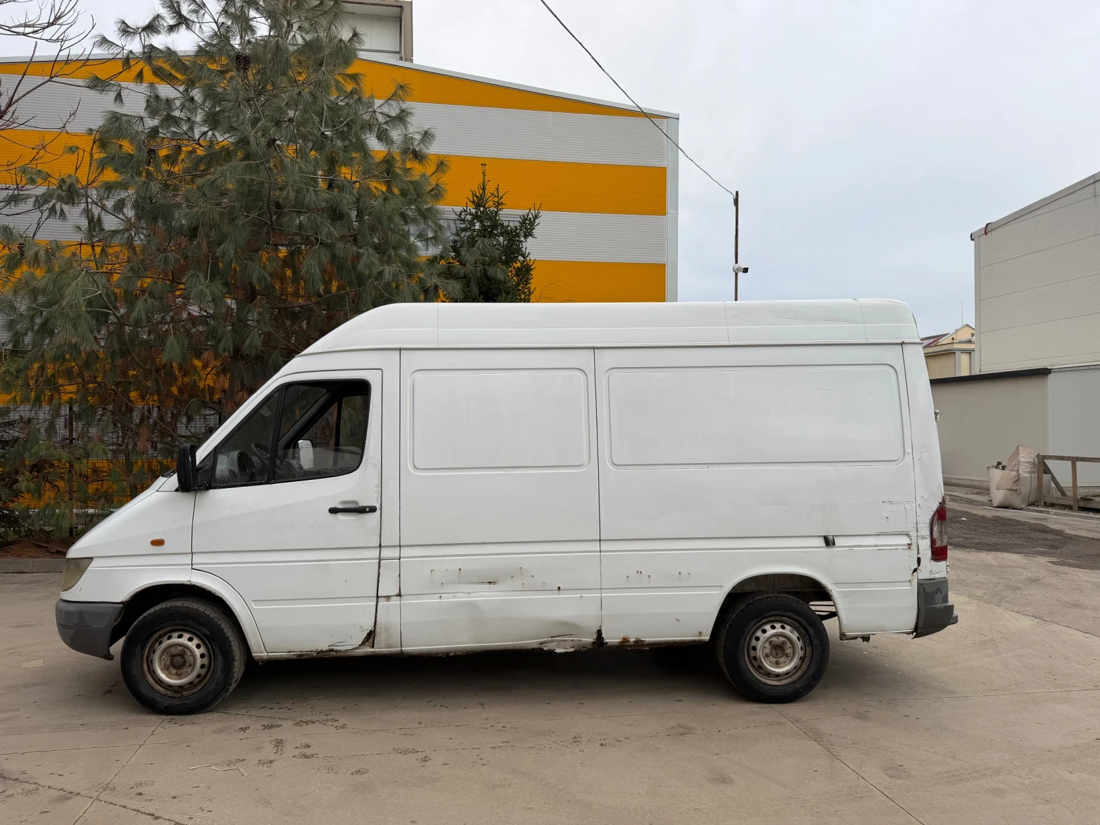 Mercedes-Benz Sprinter 211  - изображение 3