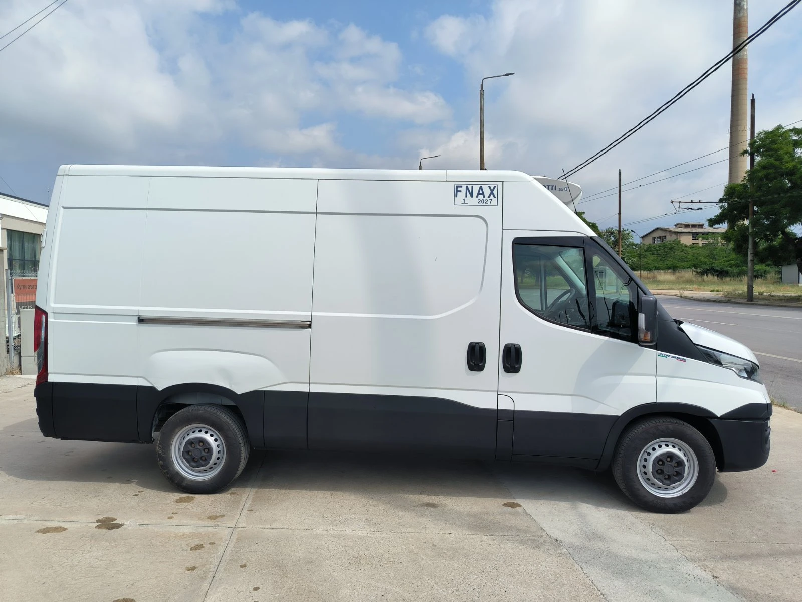 Iveco Daily 35S14-Хладилен-Euro-6B, снимка 4 - Бусове и автобуси - 54773758