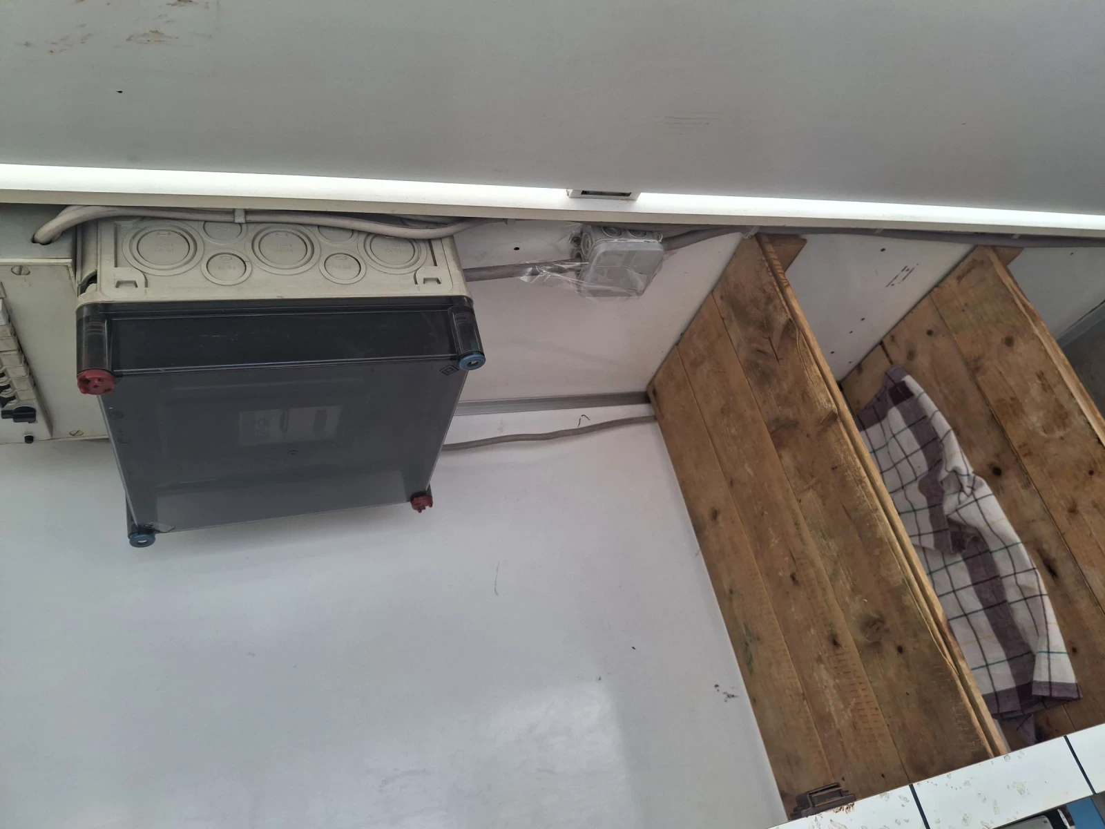 �������� Caretta ������� �������� | Mobile.bg � ����������� 5