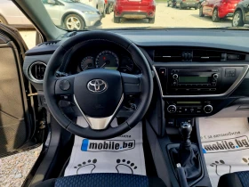 Toyota Auris 1.3VVT-i 99ks. 6 скорости, Климатроник, снимка 11