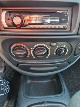 Renault Megane Coach, снимка 3