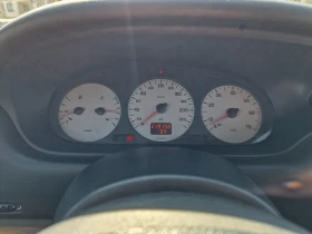 Renault Megane Coach, снимка 2