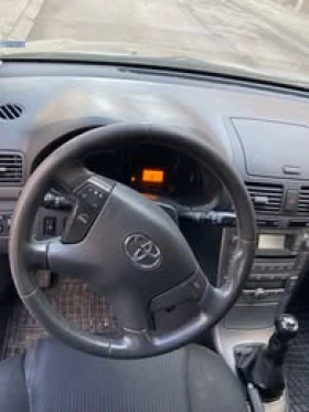 Toyota Avensis, снимка 13