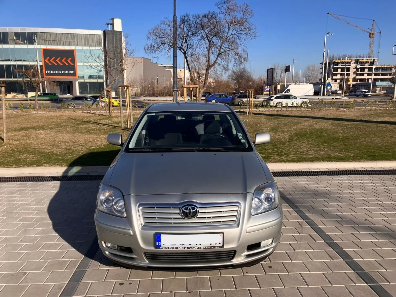 Toyota Avensis, снимка 6 - Автомобили и джипове - 48631578