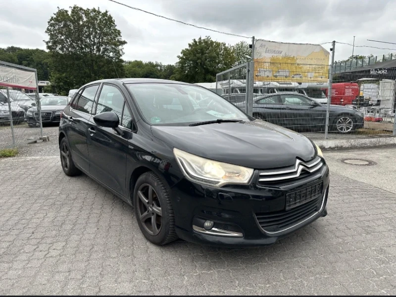 Citroen C4 1.6i 140000км TOP, снимка 2 - Автомобили и джипове - 47571118