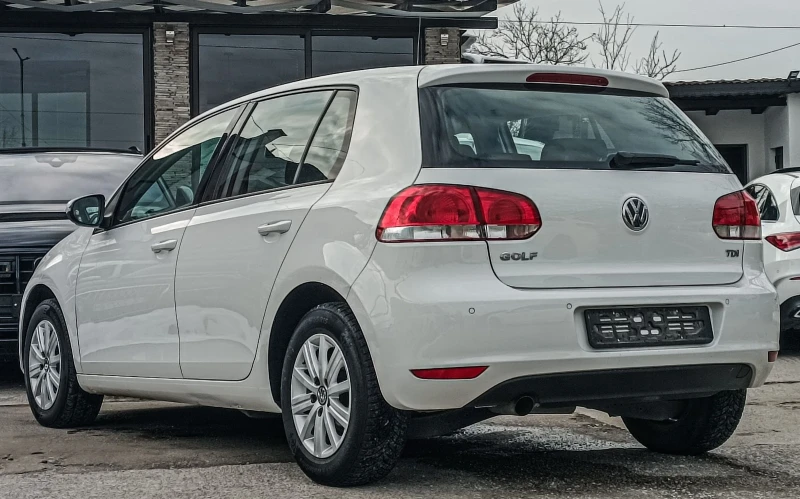 VW Golf 1.6TDI , снимка 6 - Автомобили и джипове - 49211545