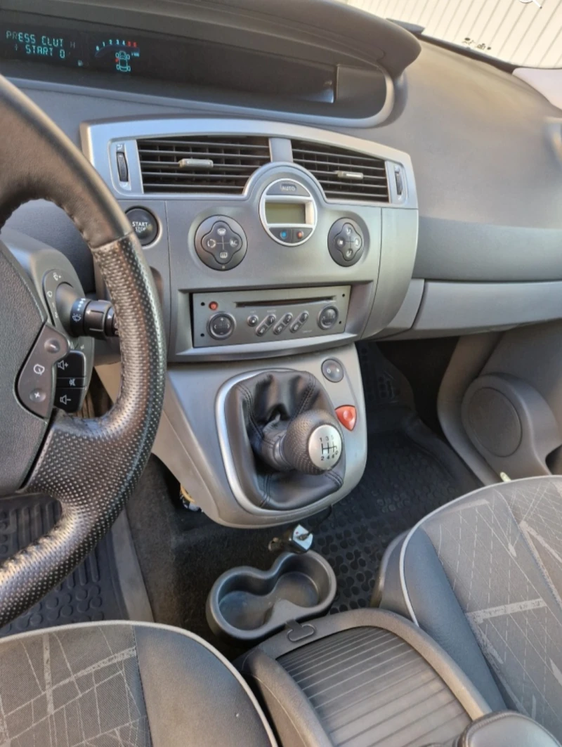 Renault Scenic 1.9 cdi 120hp , снимка 9 - Автомобили и джипове - 52867796