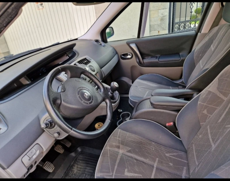 Renault Scenic 1.9 cdi 120hp , снимка 11 - Автомобили и джипове - 52867796