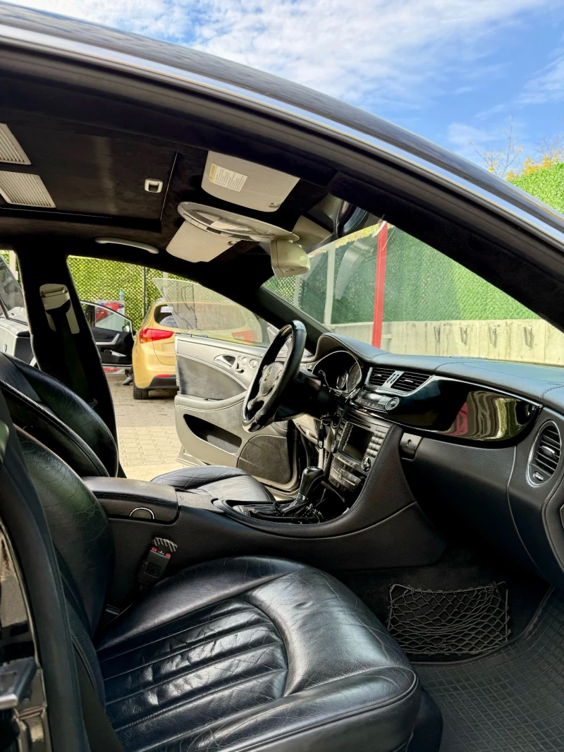 Mercedes-Benz CLS 320, снимка 8 - Автомобили и джипове - 52409604