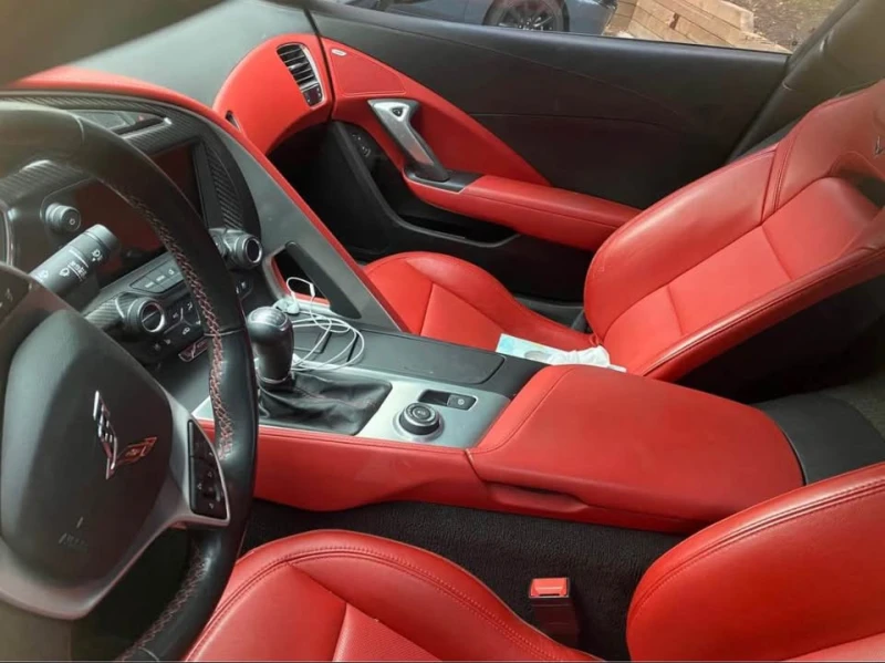 Chevrolet Corvette * 3LT Z51* CARFAX * БЕЗ ПЪРВОНАЧАЛНА ВНОСКА, снимка 12 - Автомобили и джипове - 52974367