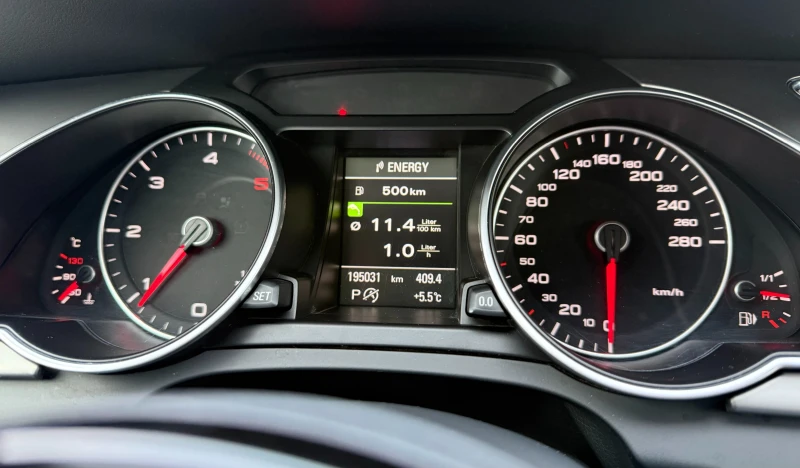 Audi A5 2.0 TDI SportBack, снимка 8 - Автомобили и джипове - 53190439