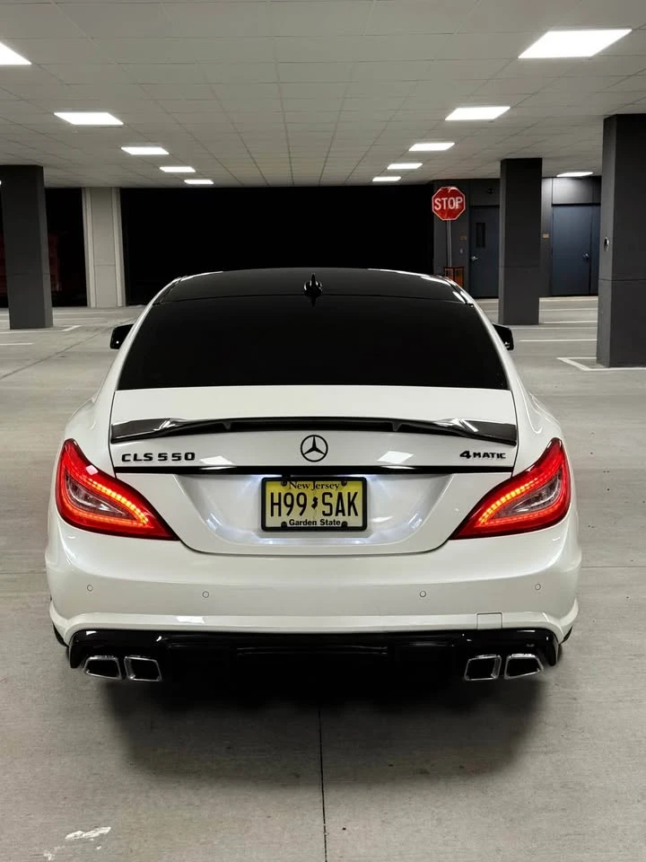 Mercedes-Benz CLS 550 С РЕГИСТРАЦИЯ & АВТО КРЕДИТ, снимка 4 - Автомобили и джипове - 53608981