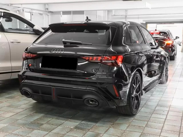 Audi Rs3 FACELIFT* SPORTBACK* SONOS* DISTR* CAM* CARPLAY* , снимка 2 - Автомобили и джипове - 55019918