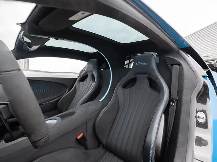 Bugatti Chiron Pur Sport W16 AWD CARBON PKG, снимка 7 - Автомобили и джипове - 55186729