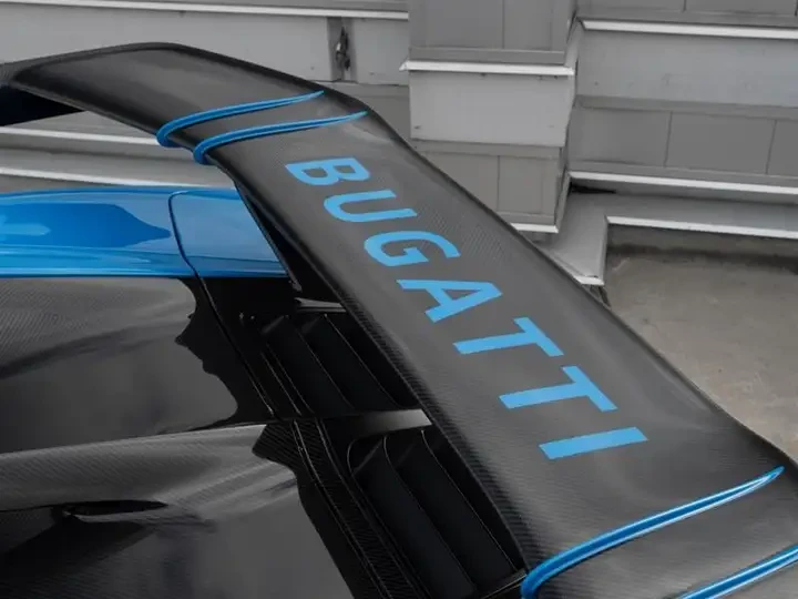 Bugatti Chiron Pur Sport W16 AWD CARBON PKG, снимка 16 - Автомобили и джипове - 55186729
