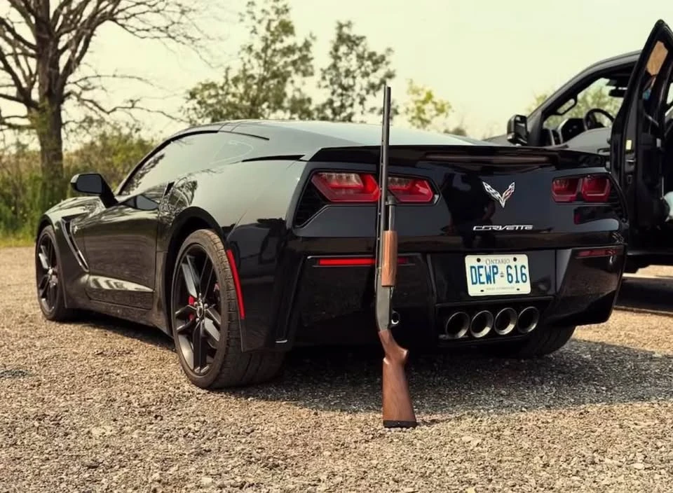 Chevrolet Corvette * 3LT Z51* CARFAX * БЕЗ ПЪРВОНАЧАЛНА ВНОСКА, снимка 1