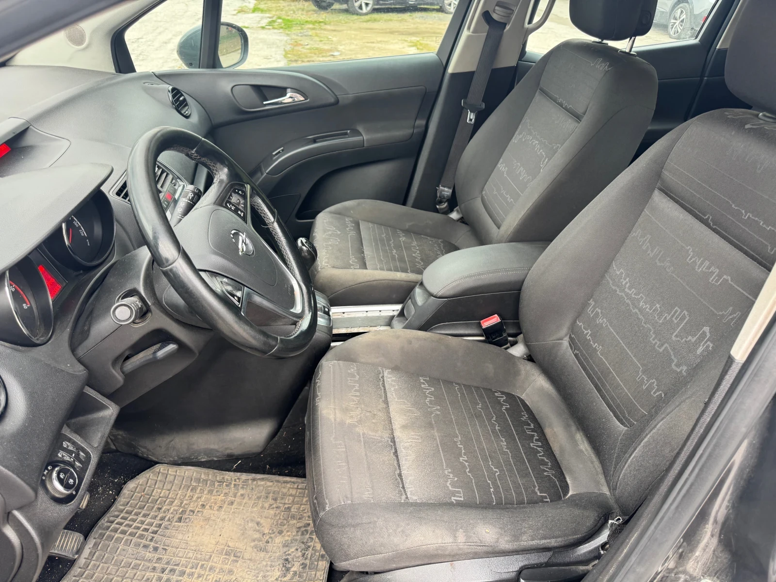 Opel Meriva 1.7d Euro 5 - изображение 10