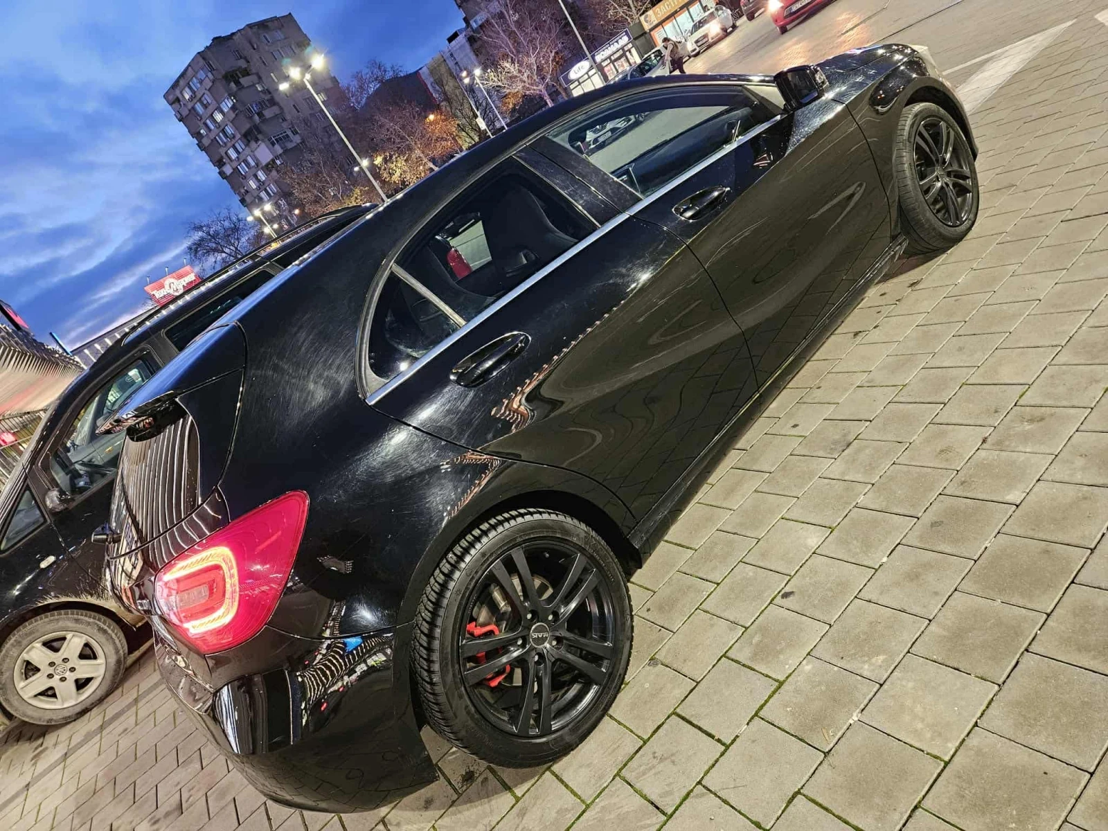 Mercedes-Benz A 180  - изображение 6