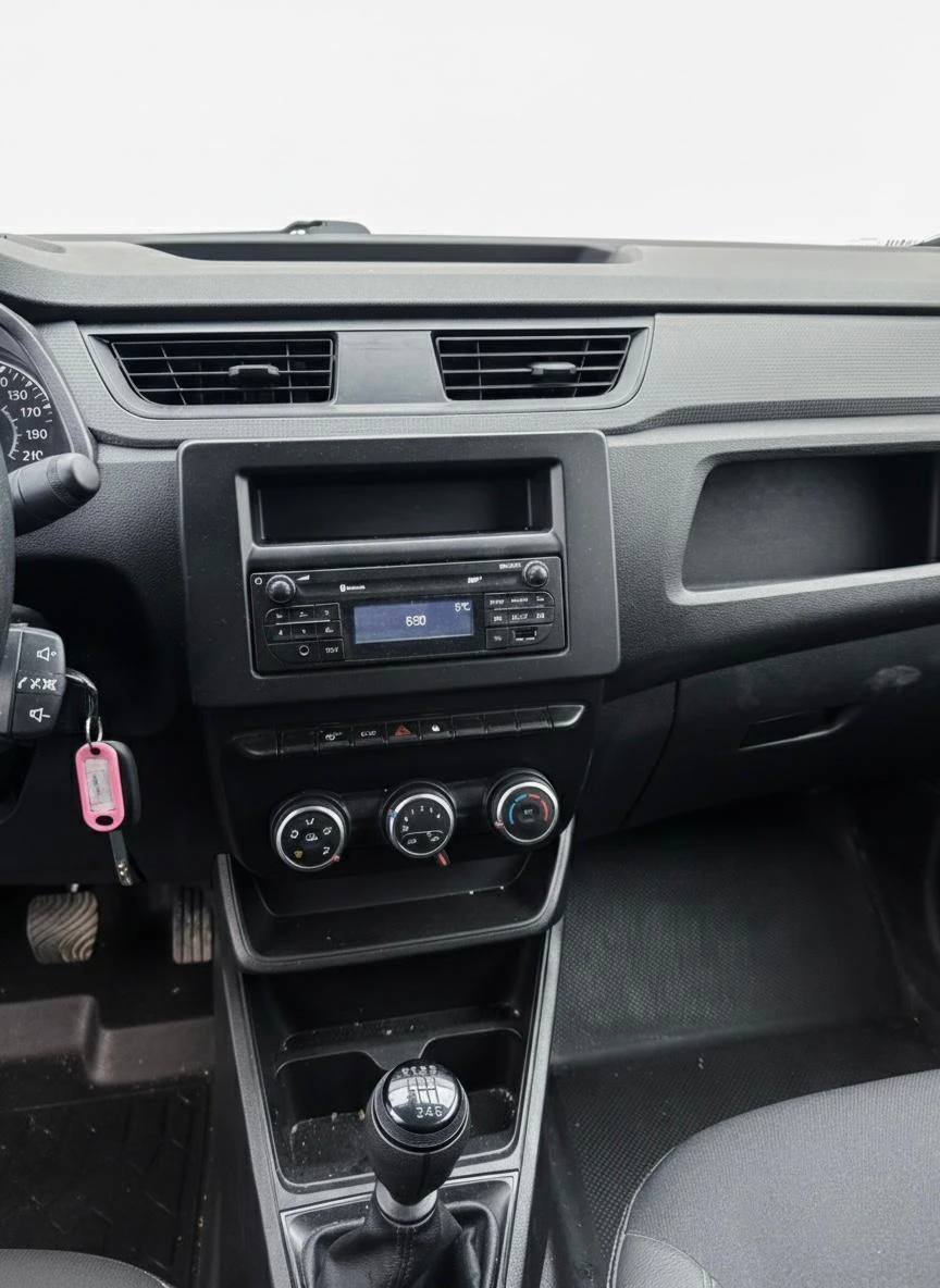 Renault Express VAN dCi95 - изображение 6