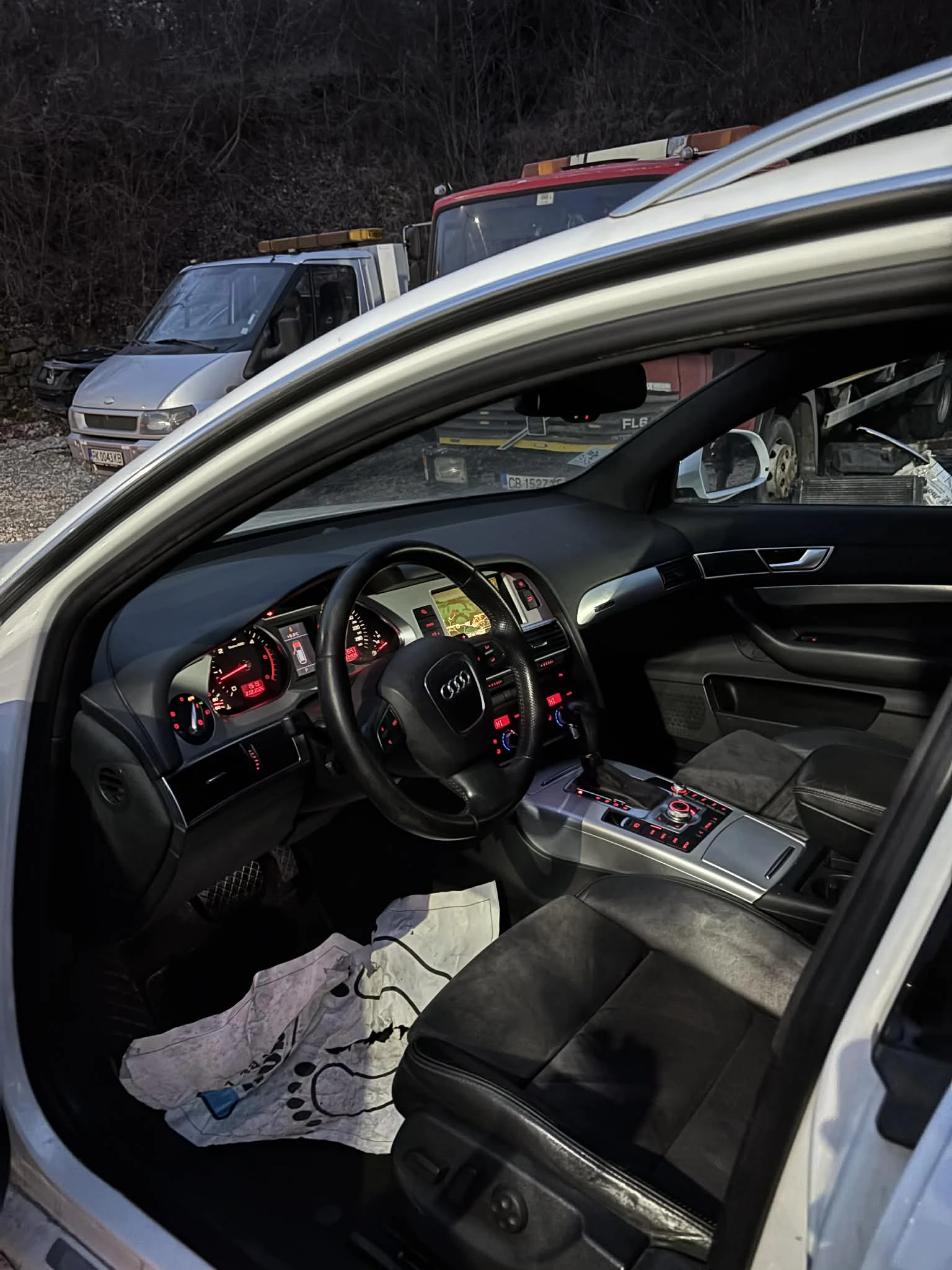 Audi A6 Allroad 3.0TDI, снимка 5 - Автомобили и джипове - 53765597