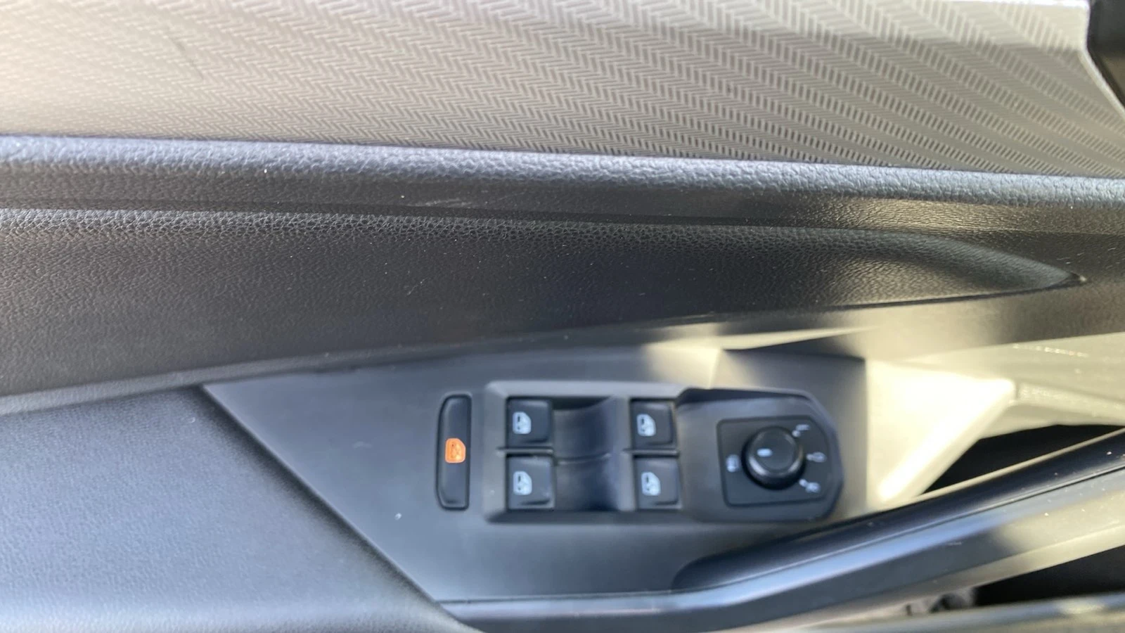 VW Jetta 1.4 tfsi, снимка 10 - Автомобили и джипове - 53787484