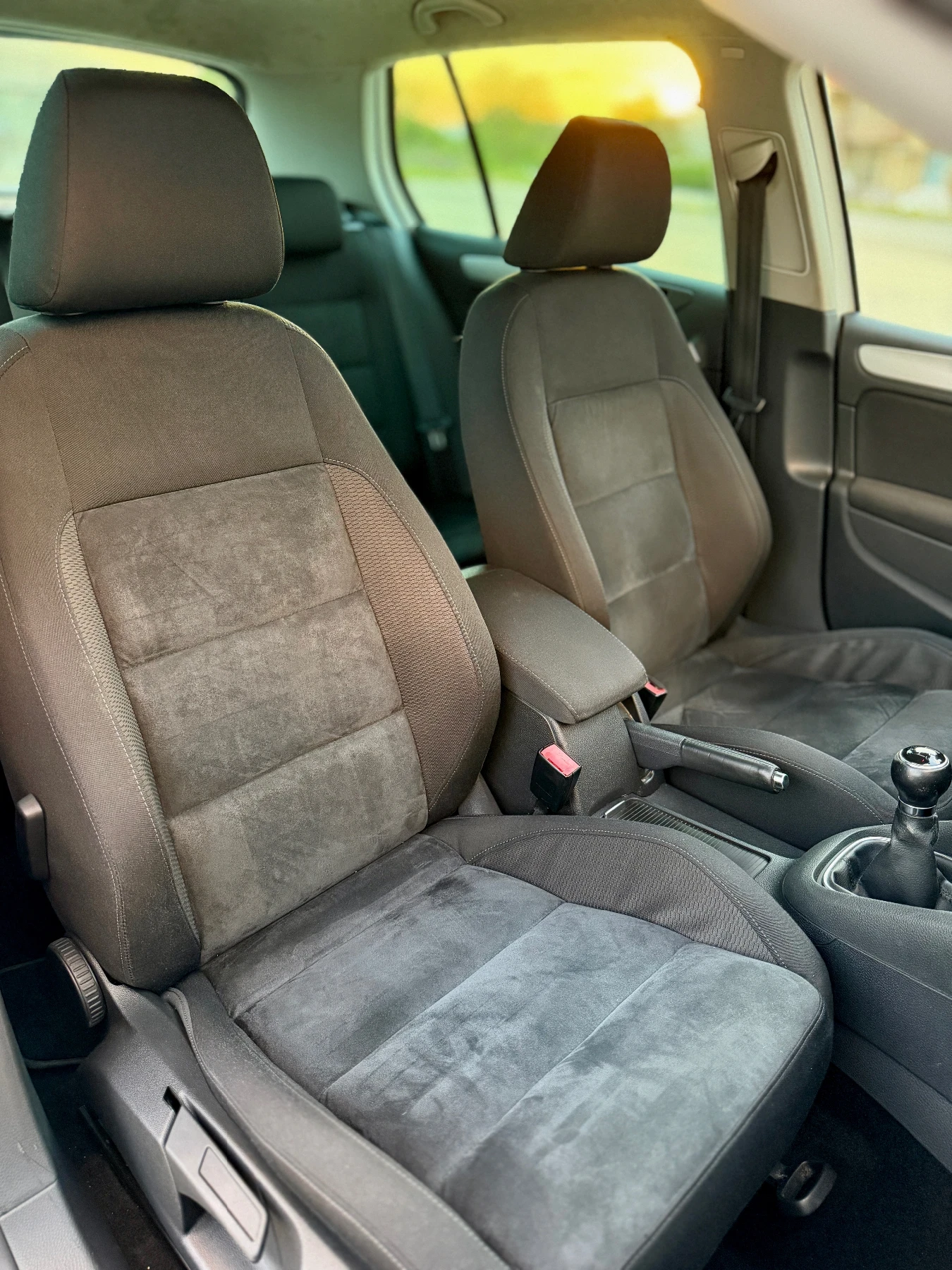 VW Golf 1.4 TSI Full Led, снимка 9 - Автомобили и джипове - 54351720