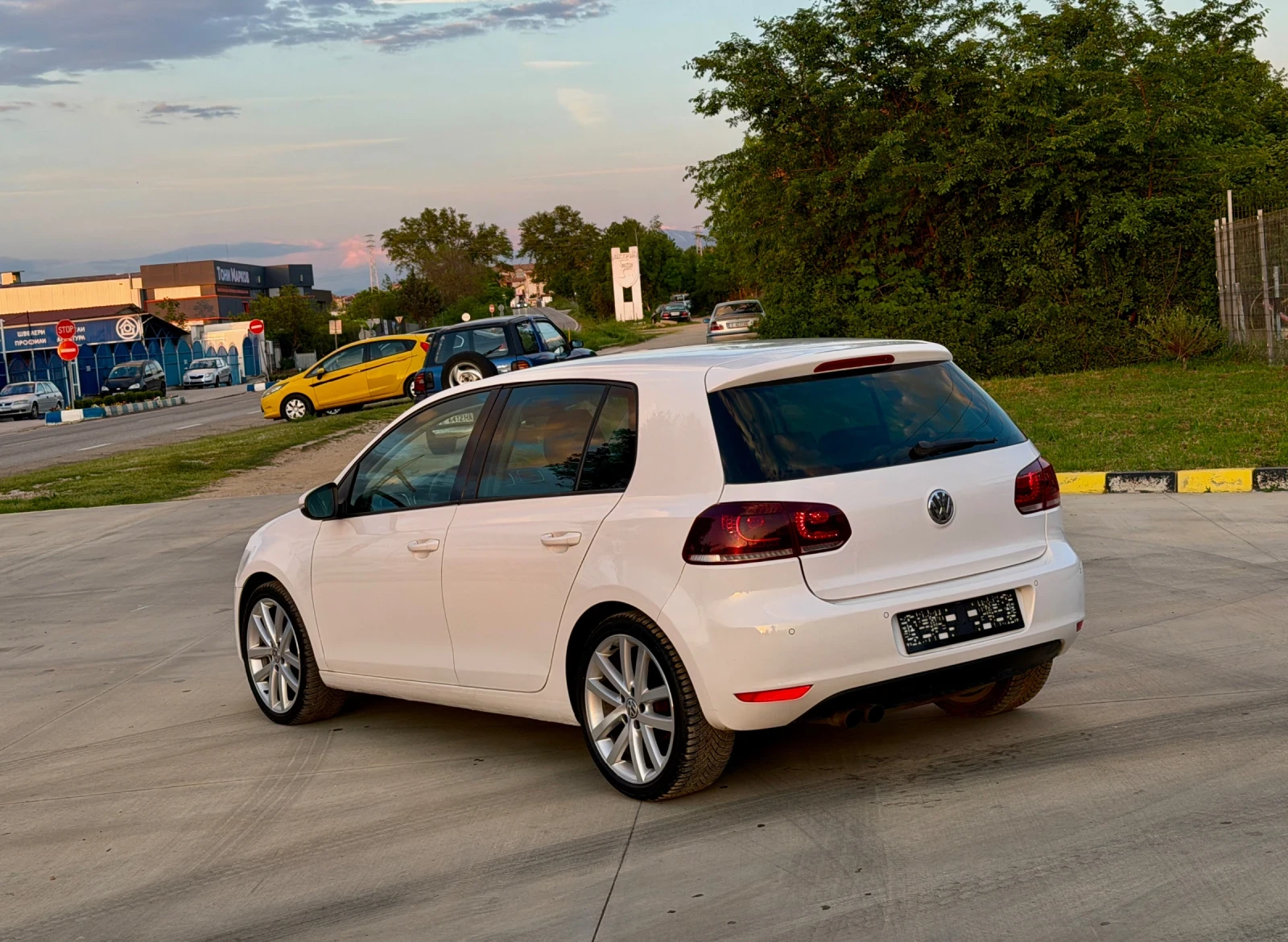 VW Golf 1.4 TSI Full Led, снимка 3 - Автомобили и джипове - 54351720