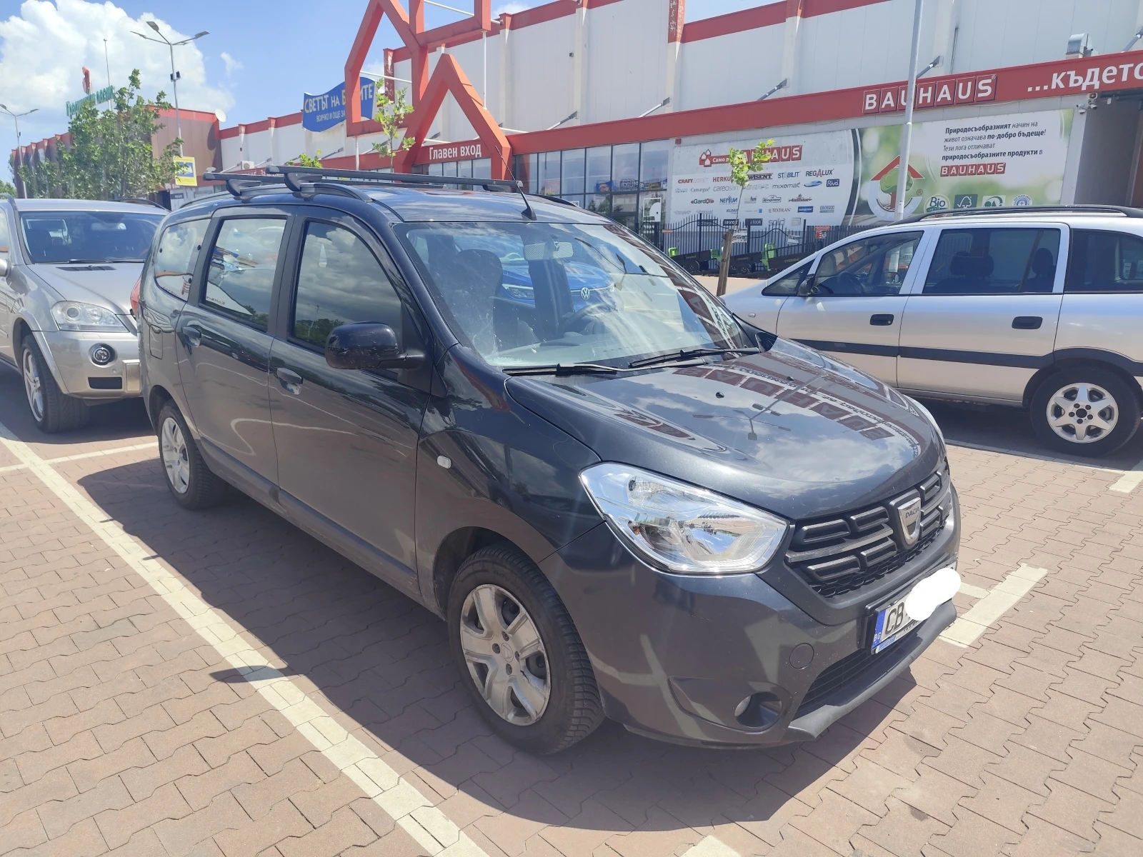 Dacia Lodgy, снимка 8 - Автомобили и джипове - 54698911