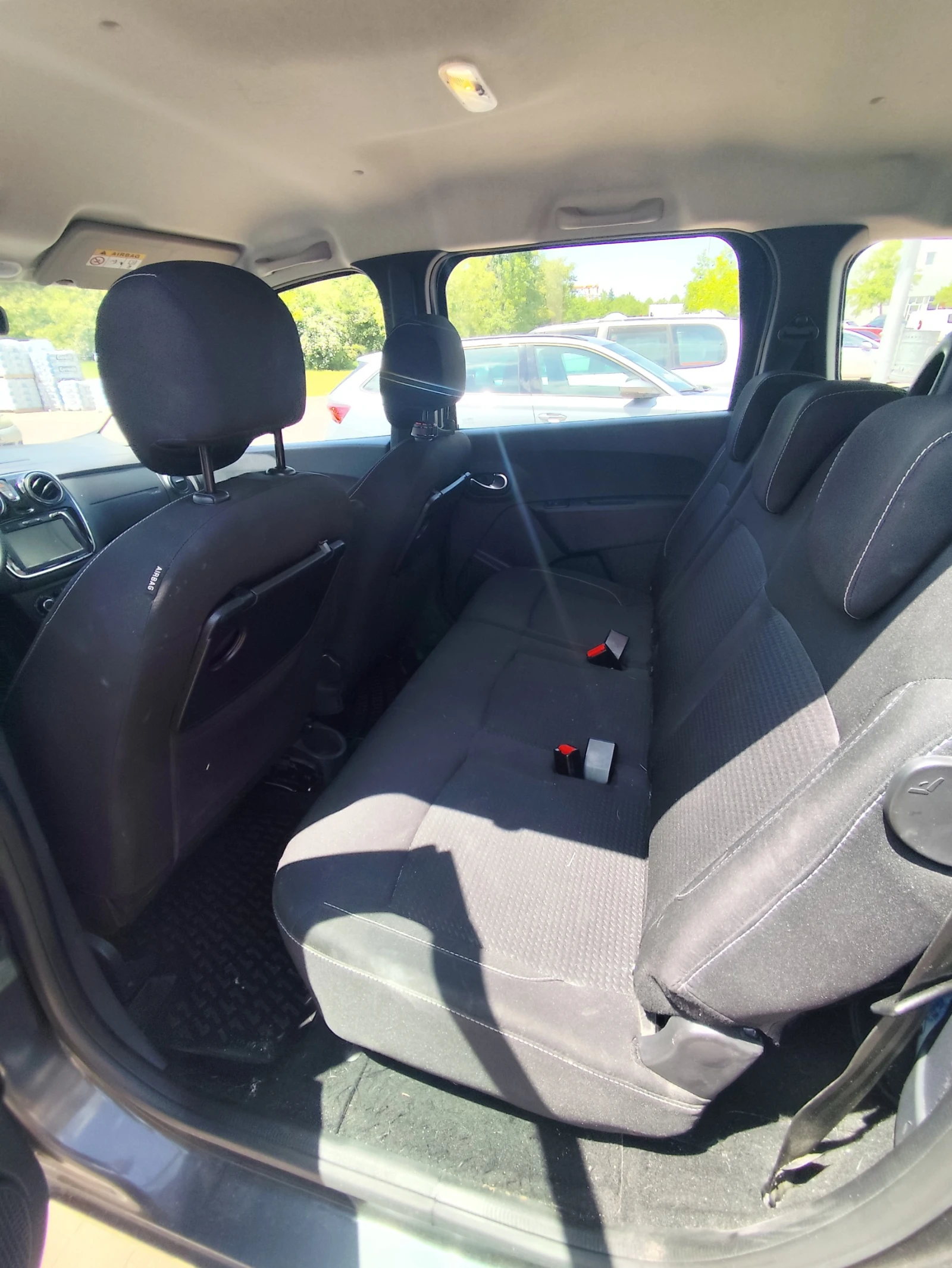 Dacia Lodgy, снимка 5 - Автомобили и джипове - 54698911