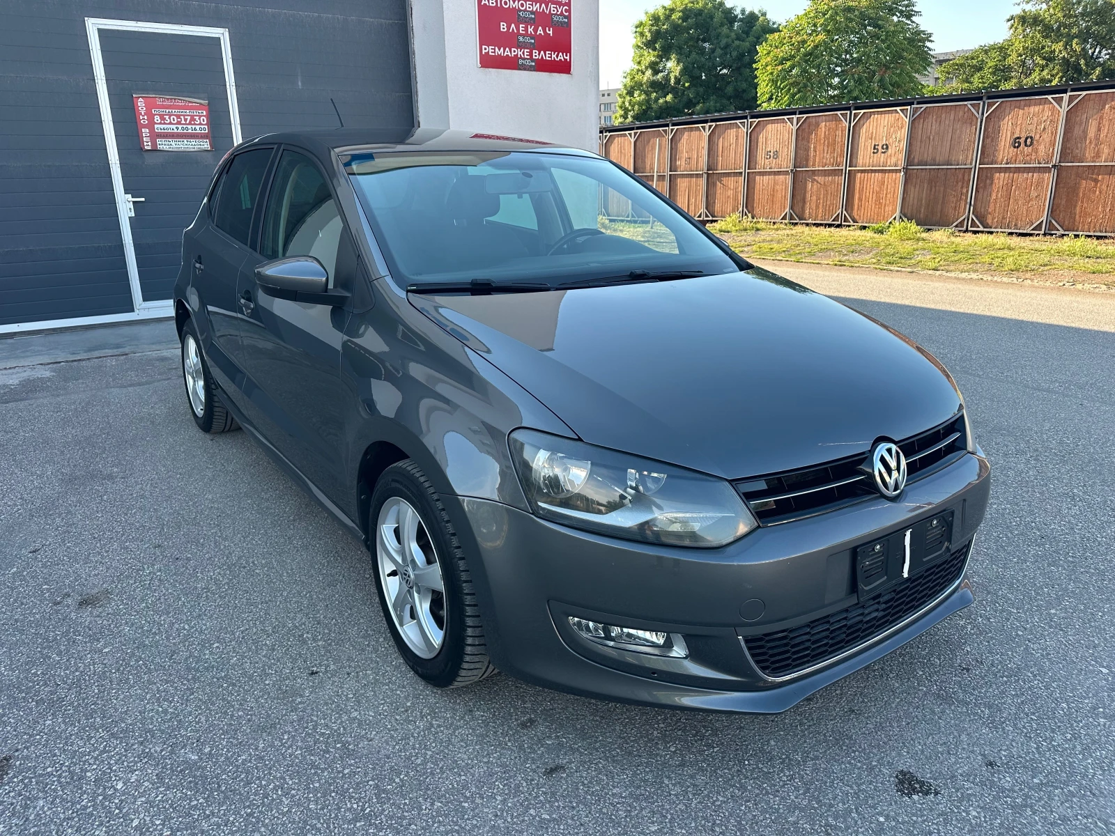 VW Polo 1.6TDI High-Line Италия, снимка 9 - Автомобили и джипове - 54857240