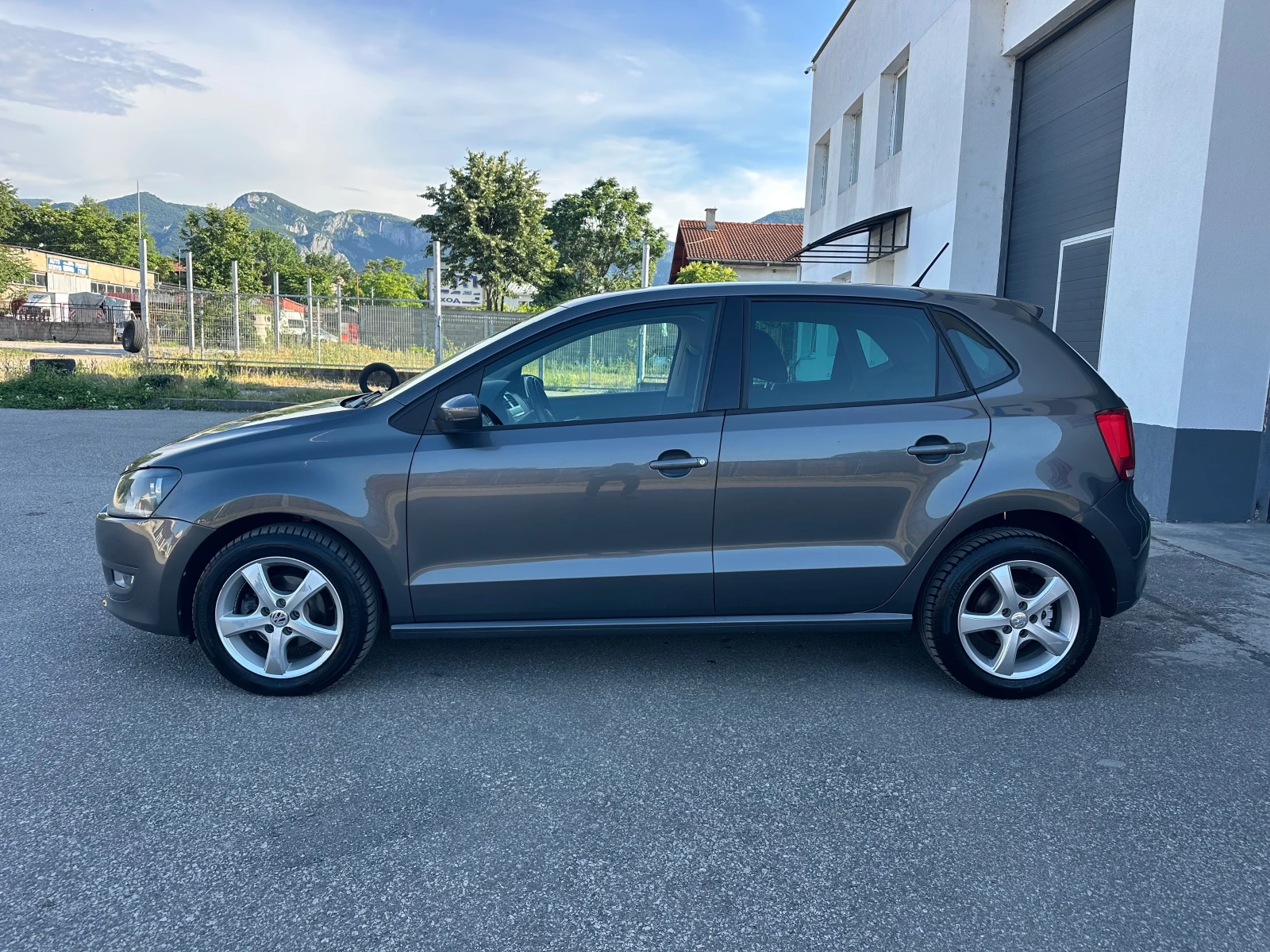 VW Polo 1.6TDI High-Line Италия, снимка 4 - Автомобили и джипове - 54857240