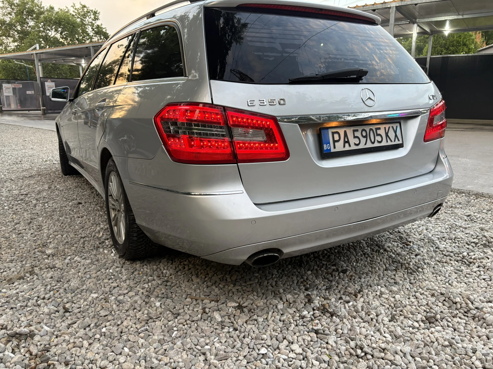 Mercedes-Benz E 350, снимка 4 - Автомобили и джипове - 55040267