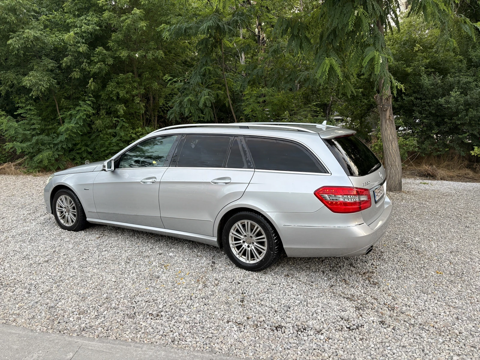 Mercedes-Benz E 350, снимка 3 - Автомобили и джипове - 55040267