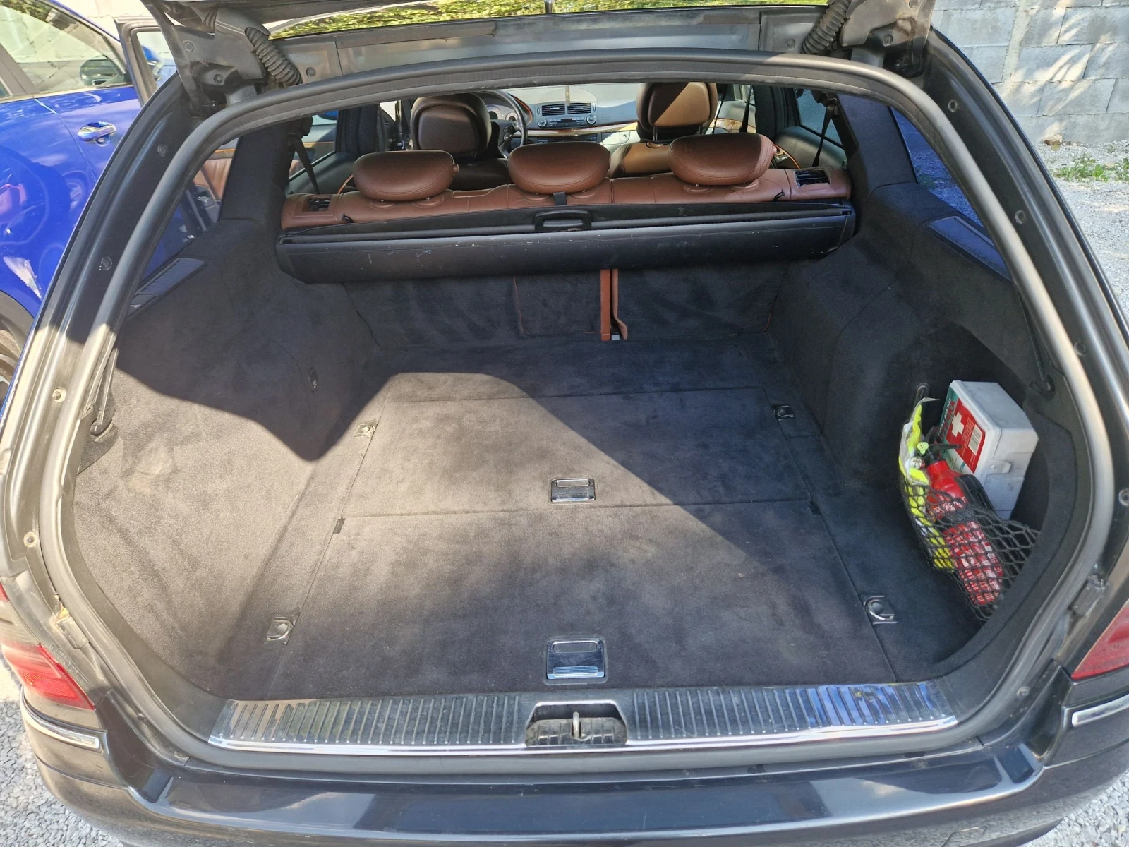 Mercedes-Benz E 320 Avantgarde , снимка 8 - Автомобили и джипове - 55178589