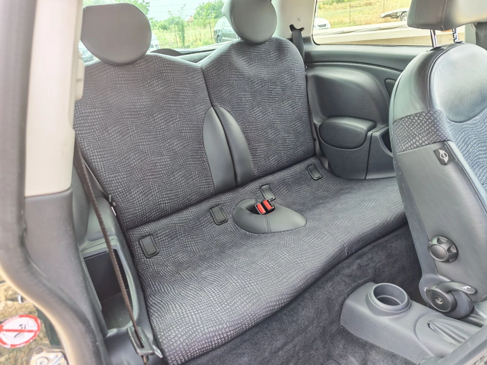 Mini Cooper 1.6i 90к. Full!! Топ!!!, снимка 15 - Автомобили и джипове - 55675372