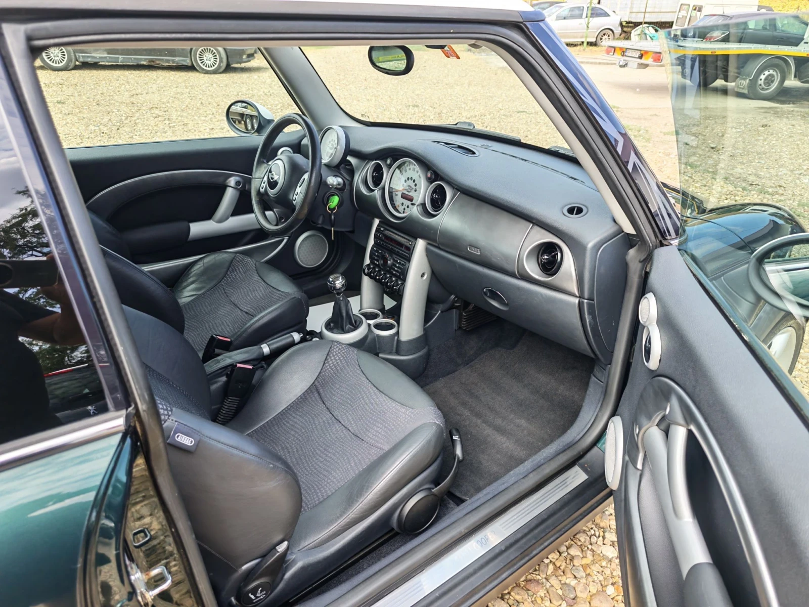 Mini Cooper 1.6i 90к. Full!! Топ!!!, снимка 11 - Автомобили и джипове - 55675372